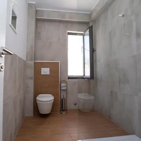 Villa Royal 2 *