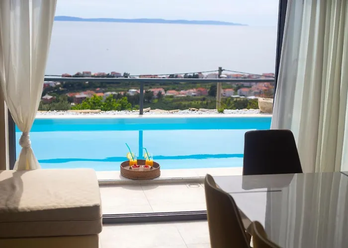 Villa Royal 2 *