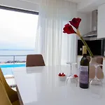 Royal 2 Vila