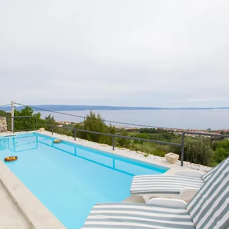 Royal 2 Villa Podstrana