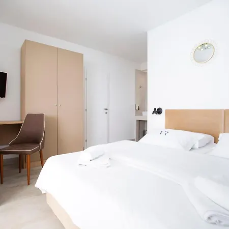 Royal 2 Villa Podstrana